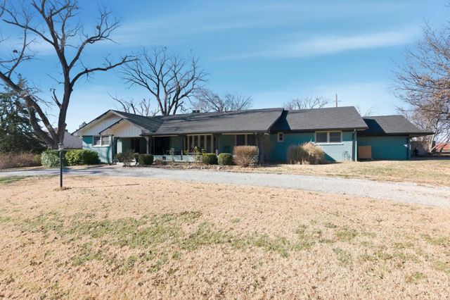 501 S Springlake Ln, Wichita, KS 67230