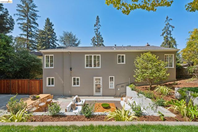 1978 Tiffin Rd, Oakland, CA 94602