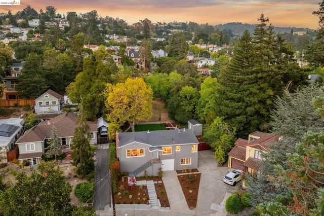 1978 Tiffin Rd, Oakland, CA 94602