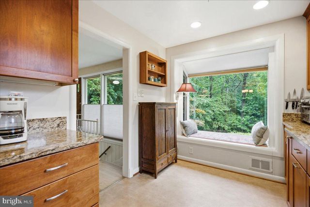 10802 LOCKRIDGE DR, Silver Spring, MD 20901