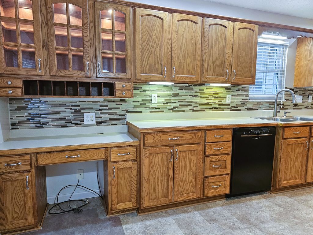 Image 20 of property listing at 14687 N Lost Lake Lane, Mt Vernon, IL 62864