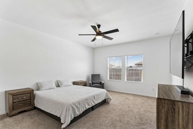 2724 Sierra Chicas LN, Seguin, TX 78155