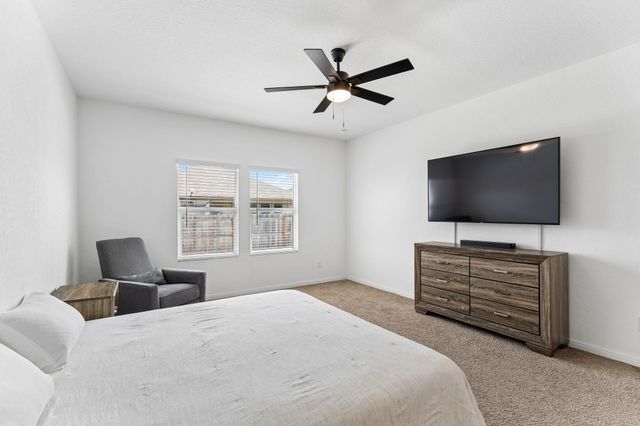 2724 Sierra Chicas LN, Seguin, TX 78155