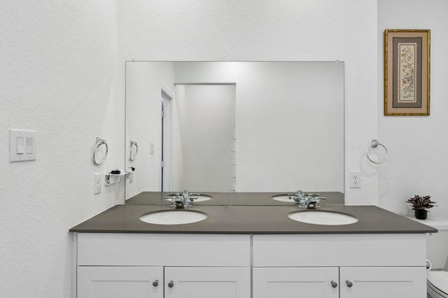 2724 Sierra Chicas LN, Seguin, TX 78155