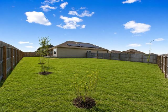 2724 Sierra Chicas LN, Seguin, TX 78155