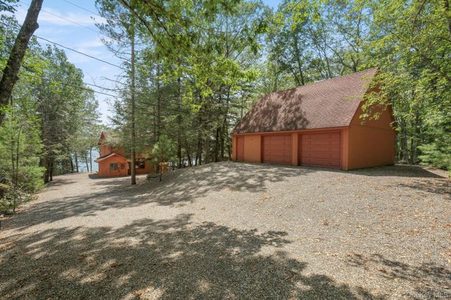 194 Canal Road, Wurtsboro, NY 12790