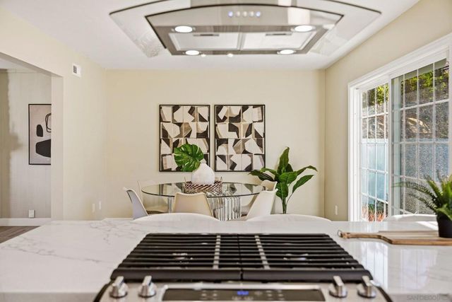 8637 Jenny Avenue, San Diego, CA 92123