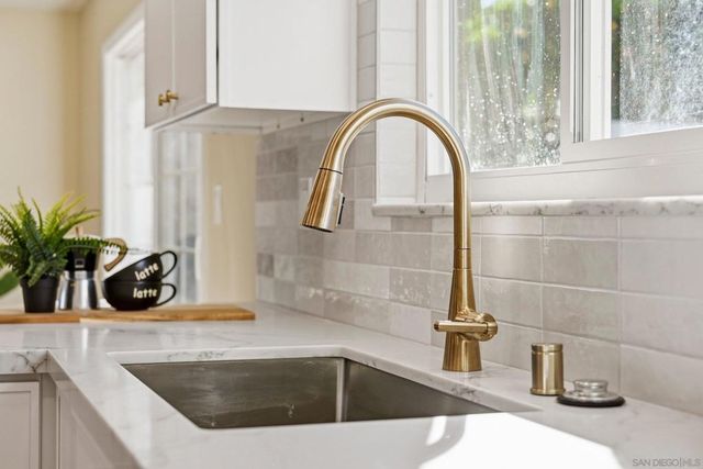 8637 Jenny Avenue, San Diego, CA 92123