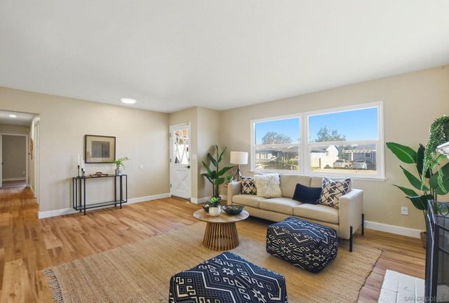 8637 Jenny Avenue, San Diego, CA 92123