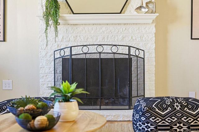 8637 Jenny Avenue, San Diego, CA 92123