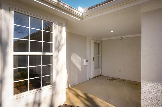 12110 Oakmont Street, Overland Park, KS 66213