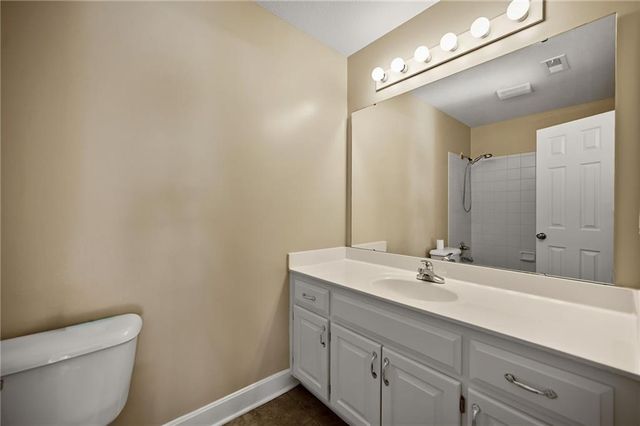 12110 Oakmont Street, Overland Park, KS 66213