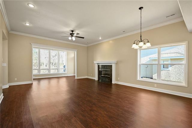 12110 Oakmont Street, Overland Park, KS 66213