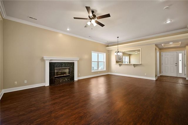 12110 Oakmont Street, Overland Park, KS 66213