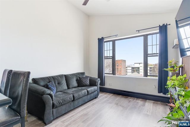 1870 John F Kennedy Boulevard 406, Jersey City, NJ 07304