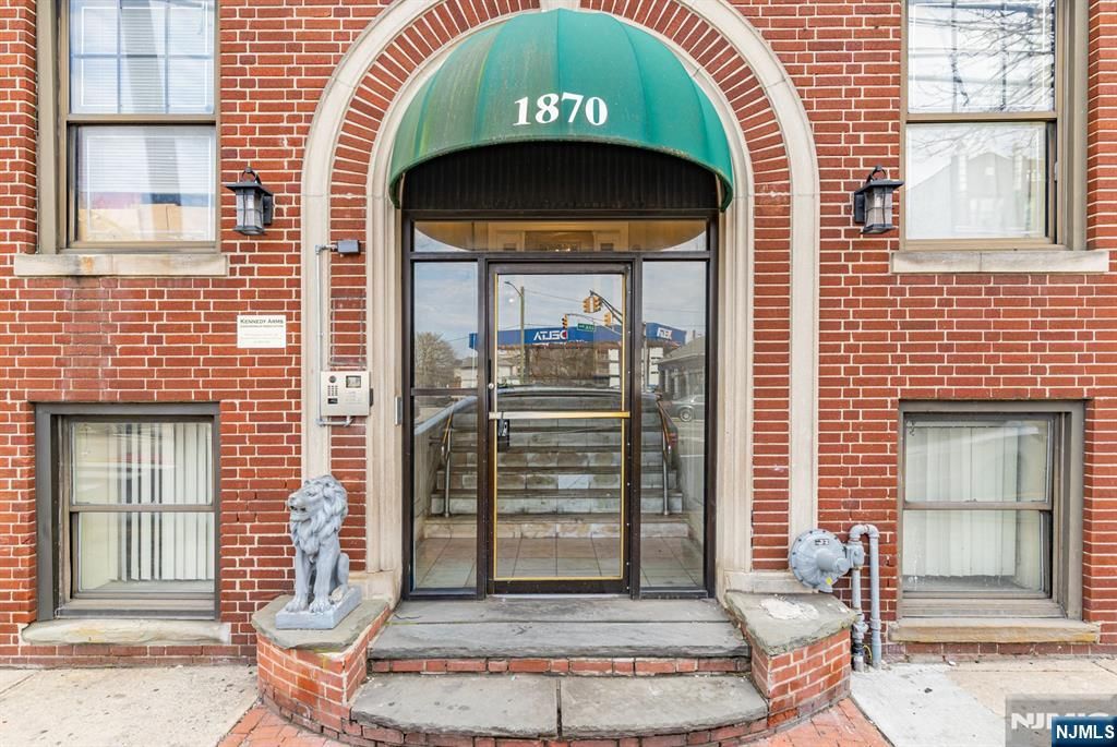 1870 John F Kennedy Boulevard 406, Jersey City, NJ 07304