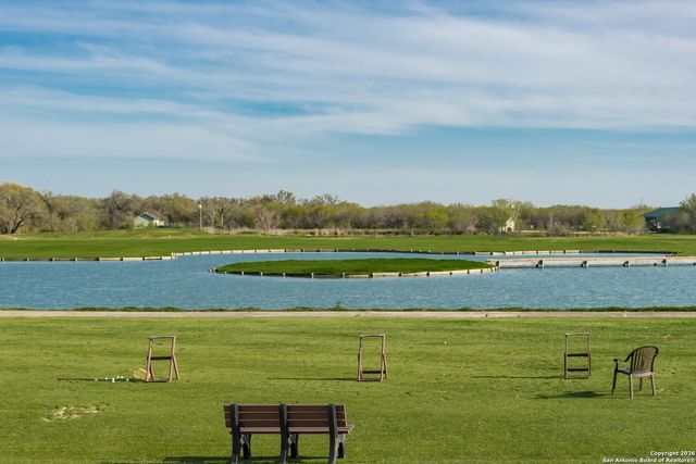 133 Middle Green, Floresville, TX 78114