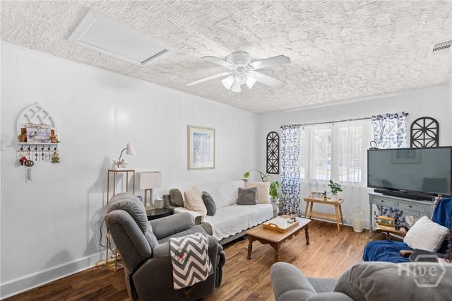 373 Sandpiper Road, Richmond Hill, GA 31324