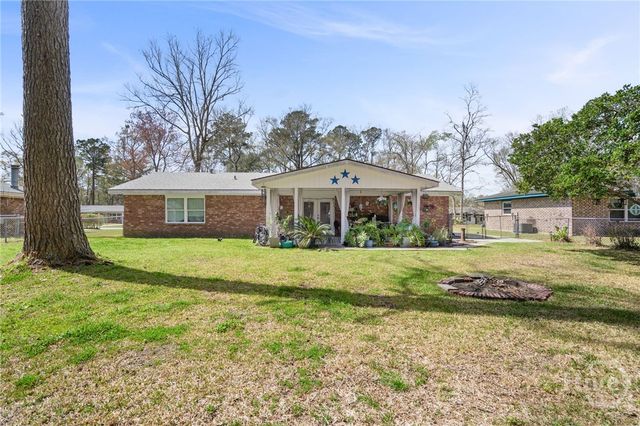 373 Sandpiper Road, Richmond Hill, GA 31324