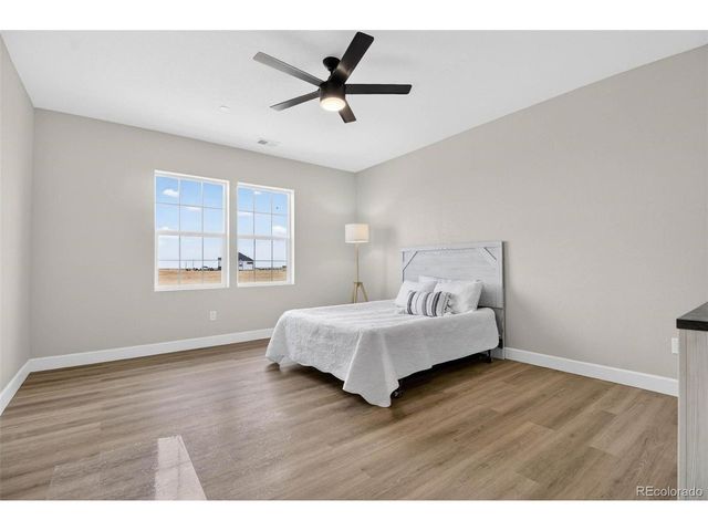 61800 E 32nd Ct, Strasburg, CO 80136