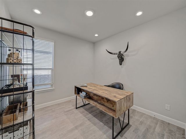 232 Drumcliffe Drive, Fort Worth, TX 76052