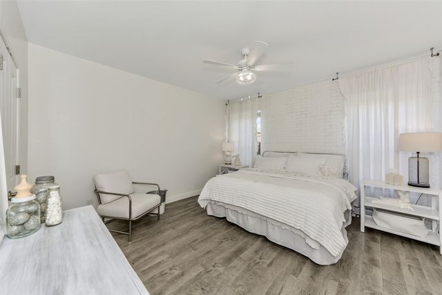 232 Drumcliffe Drive, Fort Worth, TX 76052