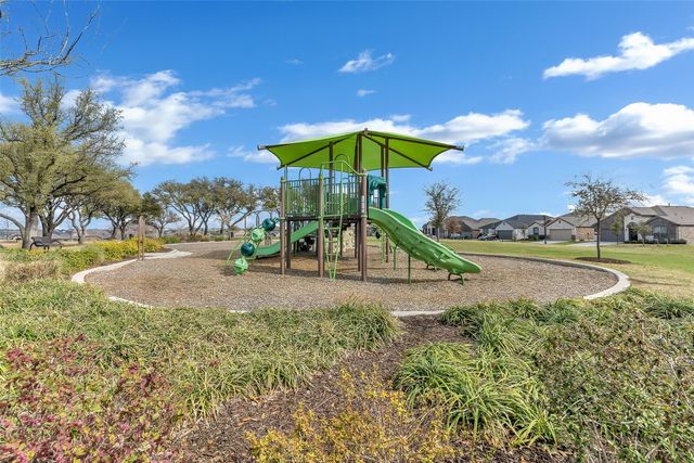 232 Drumcliffe Drive, Fort Worth, TX 76052