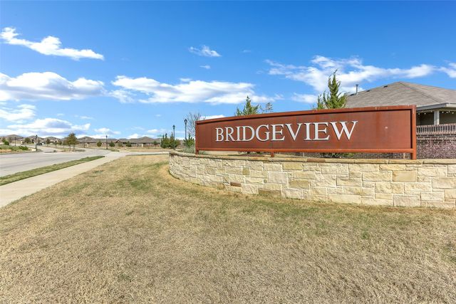 232 Drumcliffe Drive, Fort Worth, TX 76052