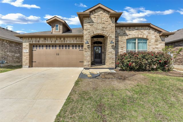 232 Drumcliffe Drive, Fort Worth, TX 76052