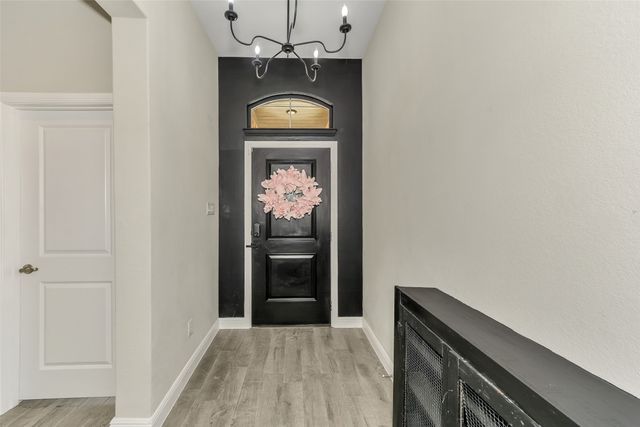 232 Drumcliffe Drive, Fort Worth, TX 76052