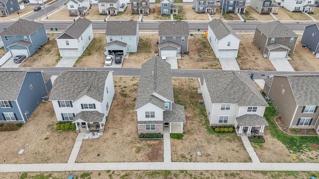 1519 Ashgrove Pl, Lebanon, TN 37087