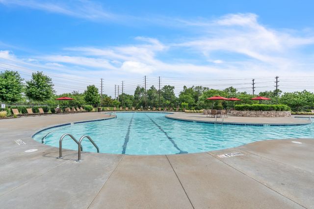 1519 Ashgrove Pl, Lebanon, TN 37087