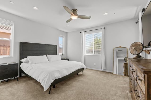 1040 Monterey Way, Plumas Lake, CA 95961