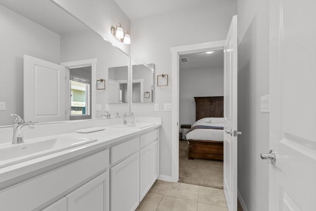 1040 Monterey Way, Plumas Lake, CA 95961