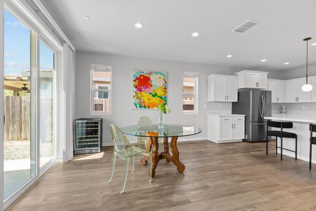 1040 Monterey Way, Plumas Lake, CA 95961