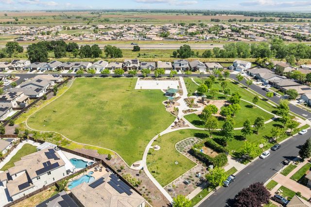 1040 Monterey Way, Plumas Lake, CA 95961