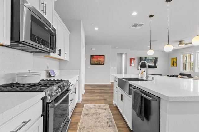 1040 Monterey Way, Plumas Lake, CA 95961