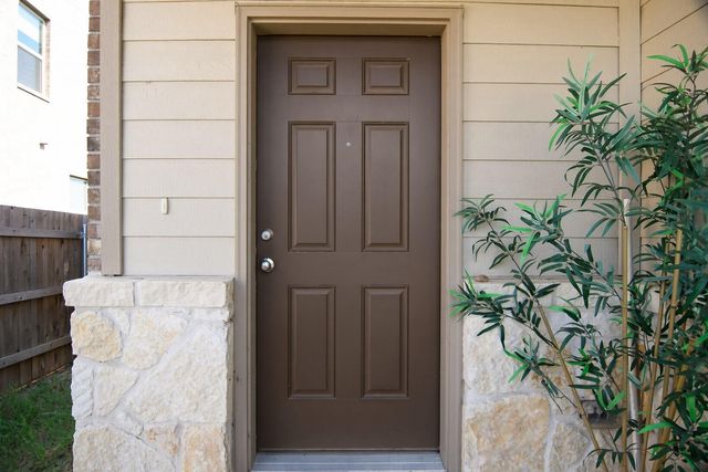 224 Small Seed DR, Buda, TX 78610
