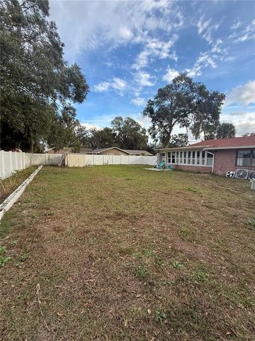 3575 LARK LANE, Mulberry, FL 33860