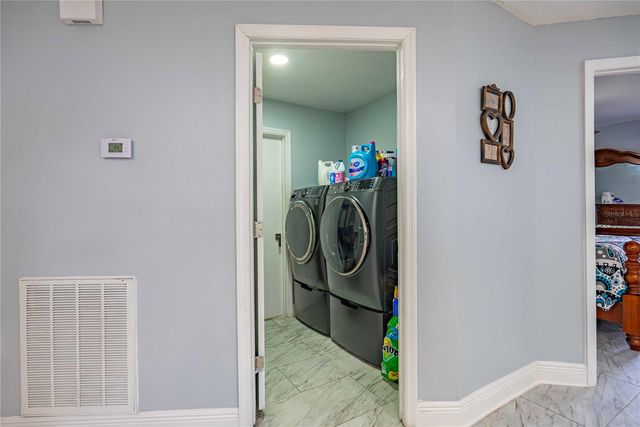 3575 LARK LANE, Mulberry, FL 33860