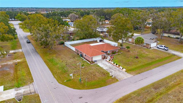 3575 LARK LANE, Mulberry, FL 33860