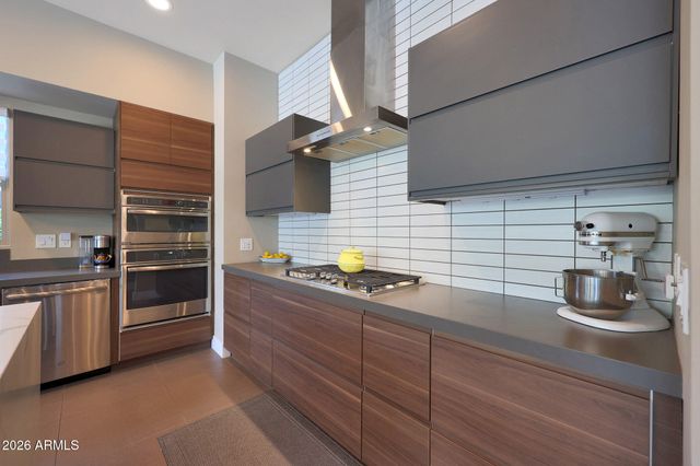 4714 E LEWIS Avenue, Phoenix, AZ 85008