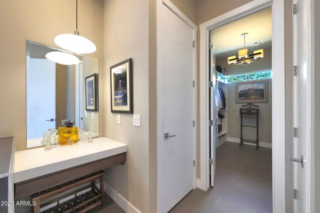 4714 E LEWIS Avenue, Phoenix, AZ 85008