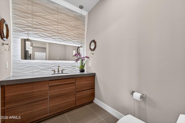 4714 E LEWIS Avenue, Phoenix, AZ 85008