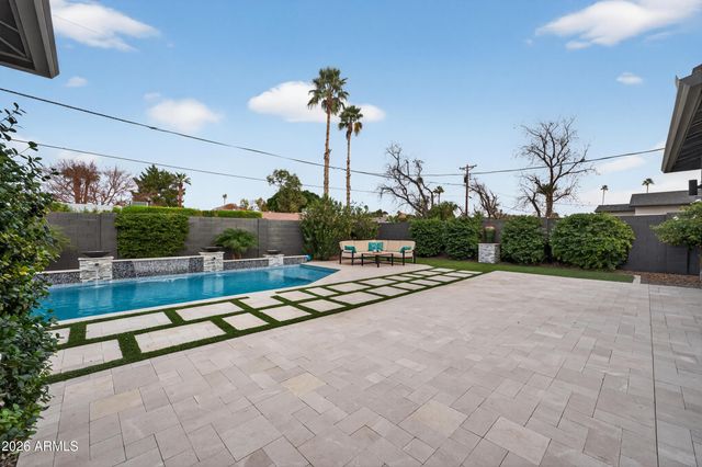 4714 E LEWIS Avenue, Phoenix, AZ 85008