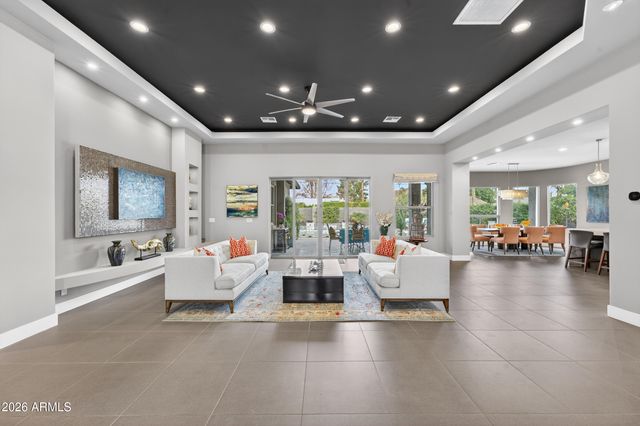 4714 E LEWIS Avenue, Phoenix, AZ 85008