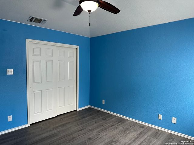 225 WOODSTONE LOOP, Cibolo, TX 78108