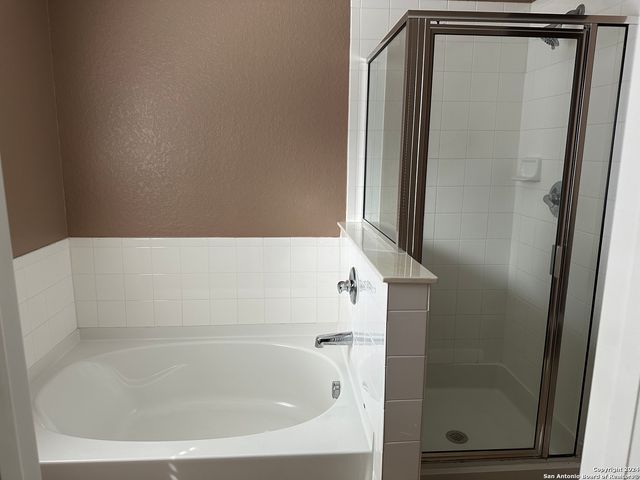 225 WOODSTONE LOOP, Cibolo, TX 78108