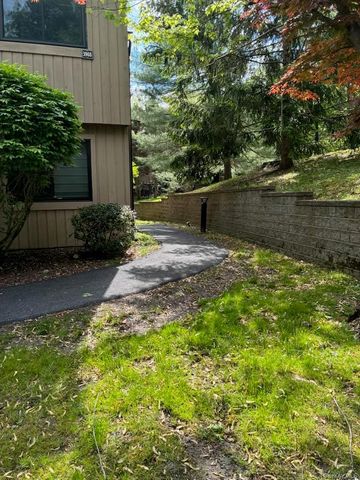 3907 Wild Berry Court, Poughkeepsie, NY 12603