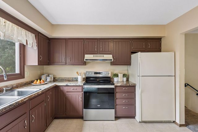 5900 Afton Road, Excelsior, MN 55331